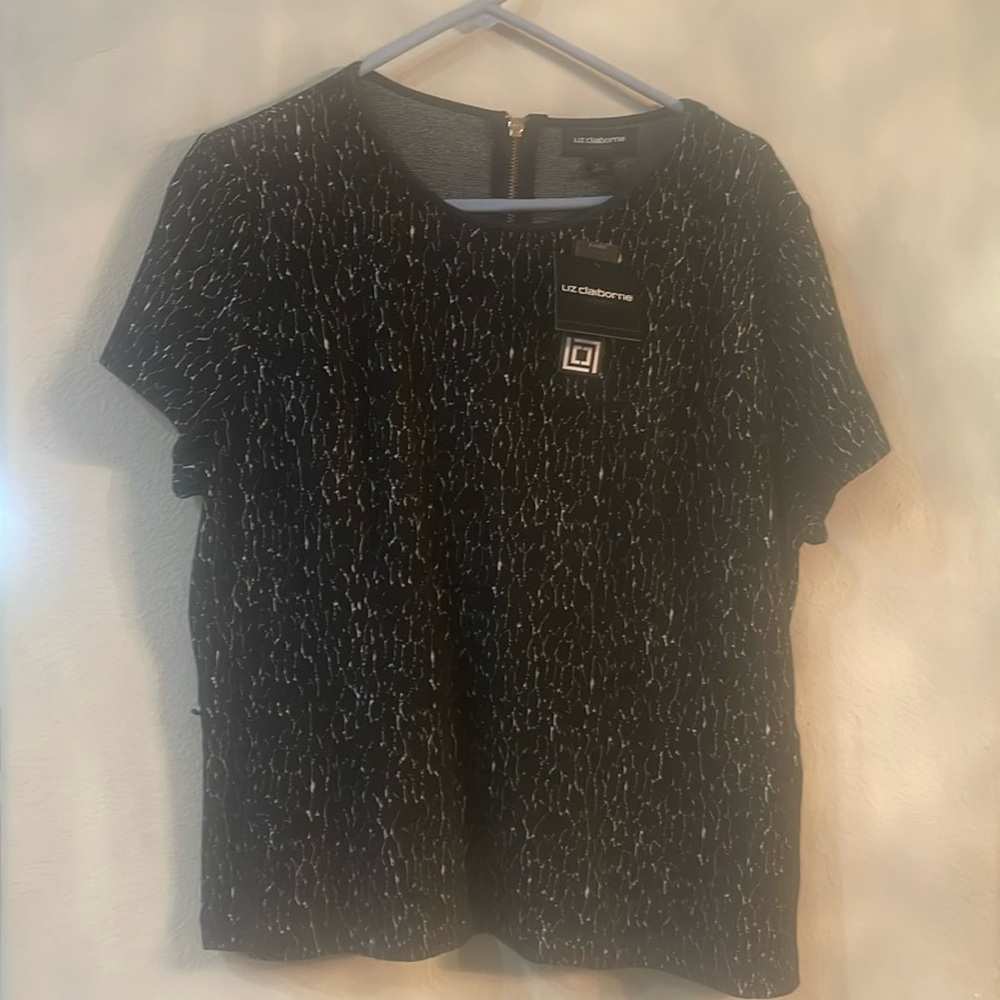 Liz Claiborne size XL NWT blouse